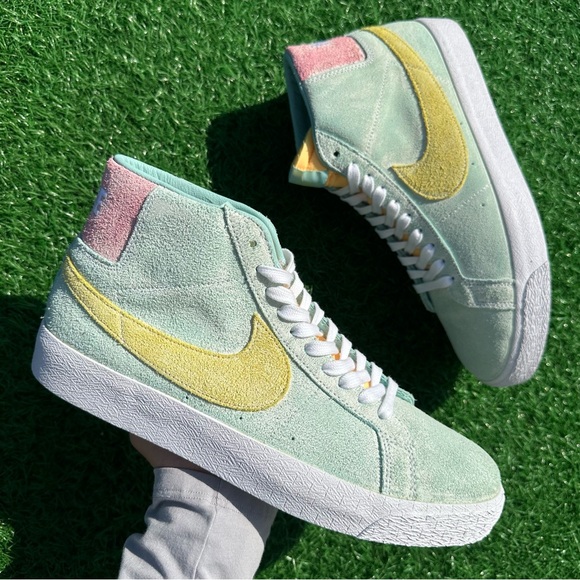 Nike Shoes - Nike Sb Zoom Blazer Mid PremiumLight Dew / Light Zitron Green Glow